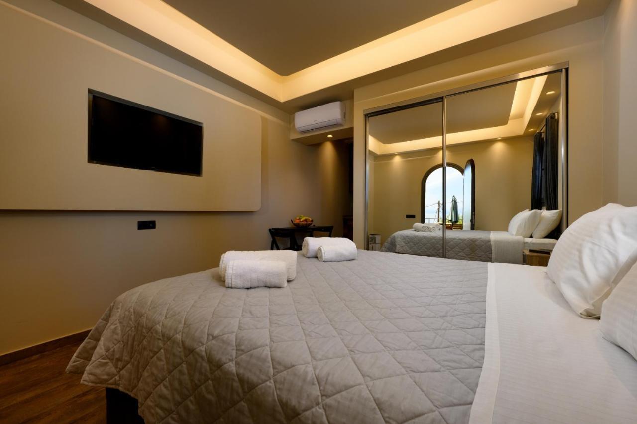 Seven Keys Luxury Suites Achílleion Exterior foto
